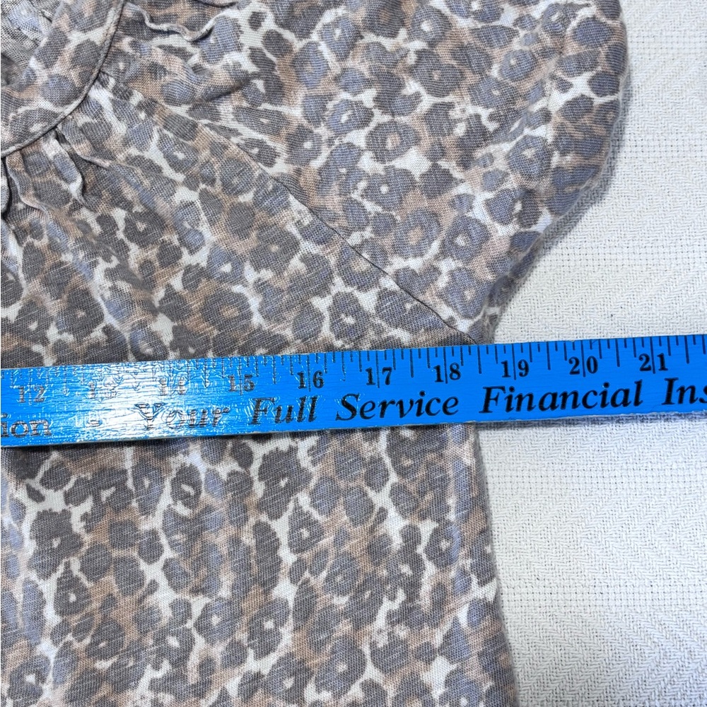💚Maeve Charcoal Animal Print Blouse💚 - Picture 7 of 12